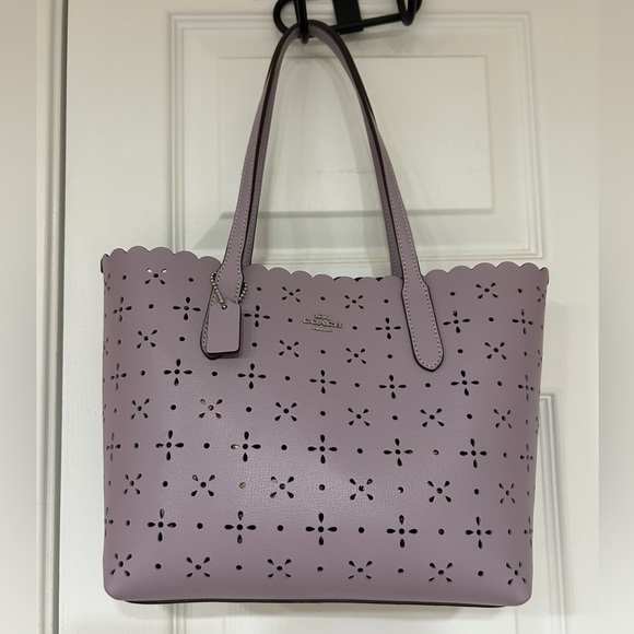 Coach mini city tote perforated design lilac - Picture 1 of 12